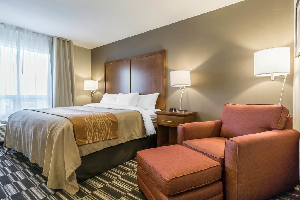 Comfort Inn & Suites Edmonton International Airport Nisku Eksteriør billede