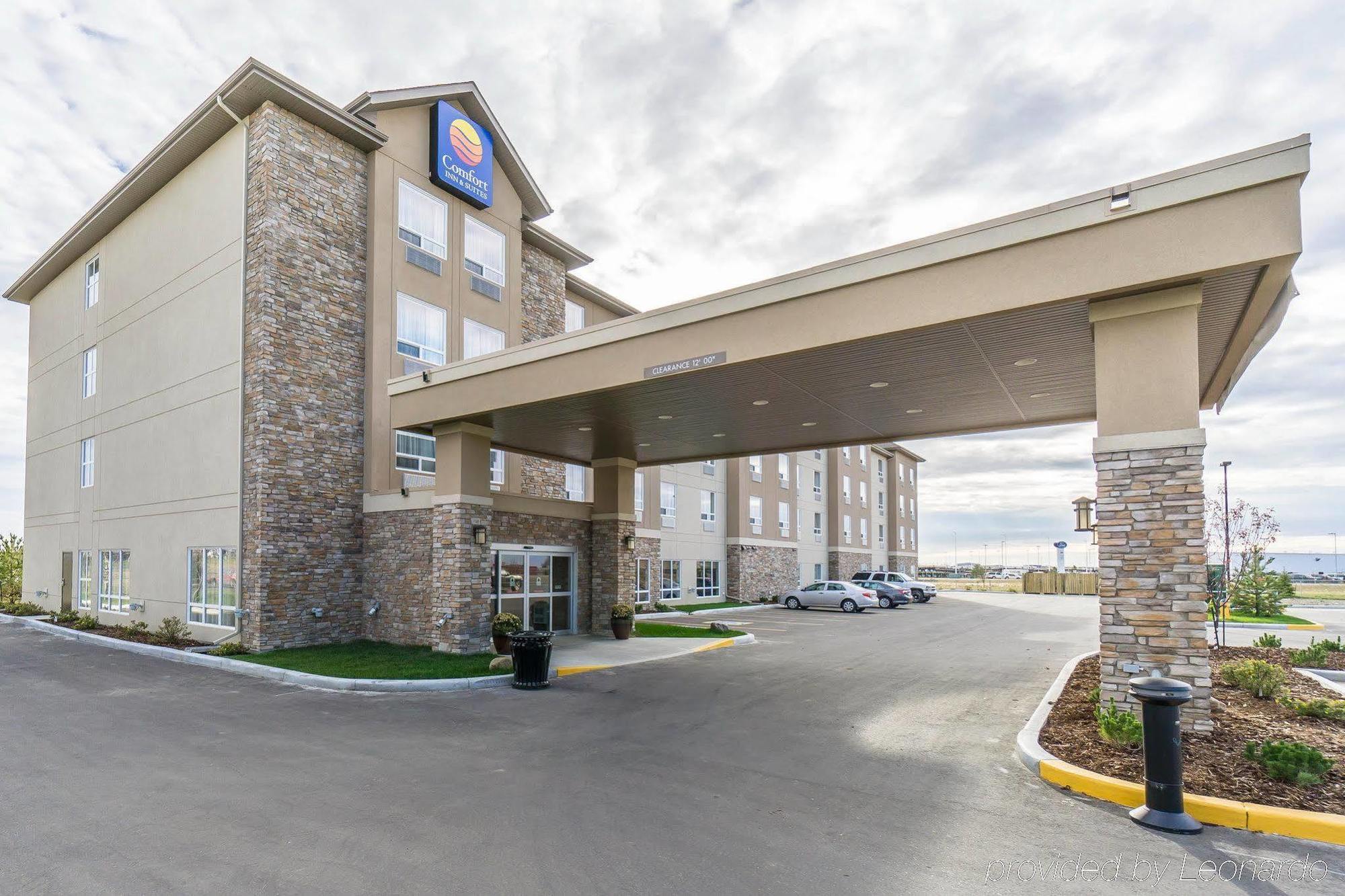 Comfort Inn & Suites Edmonton International Airport Nisku Eksteriør billede