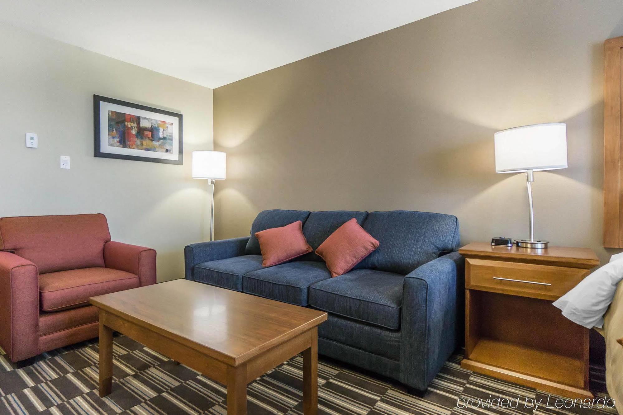 Comfort Inn & Suites Edmonton International Airport Nisku Eksteriør billede
